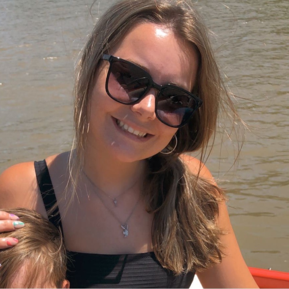 Meet your Posher, Ashlyn